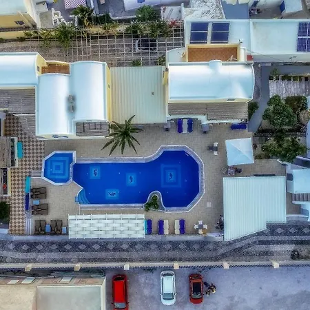 Lägenhetshotell Eleftheria Perivolos (Santorini)